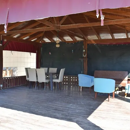 Papillon Hotel מלון 3*